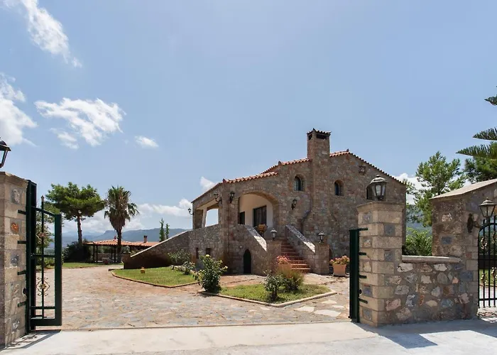 Avlos Вилла Монемвазия